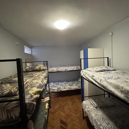 Santalya Hostel&turkish Food Βελιγράδι